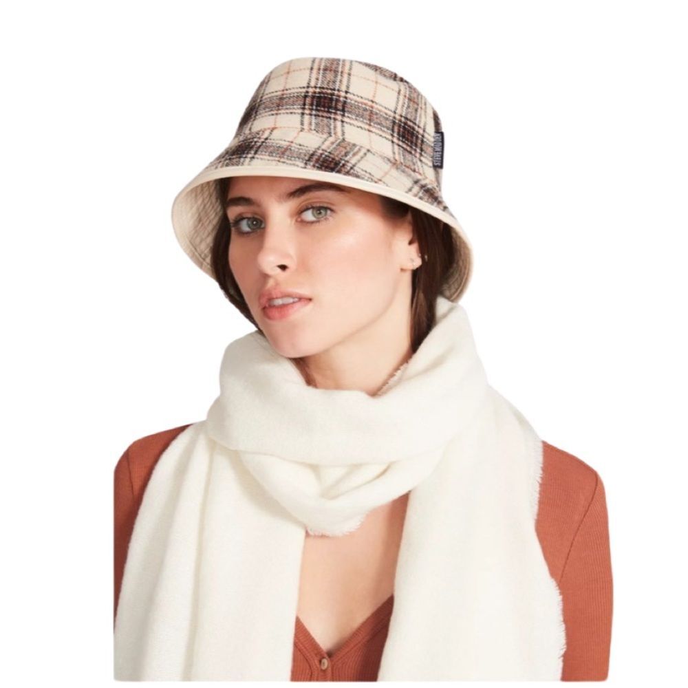 NWT Steve Madden Women's Reversible Plaid Bucket Hat Cream Fabric. One size